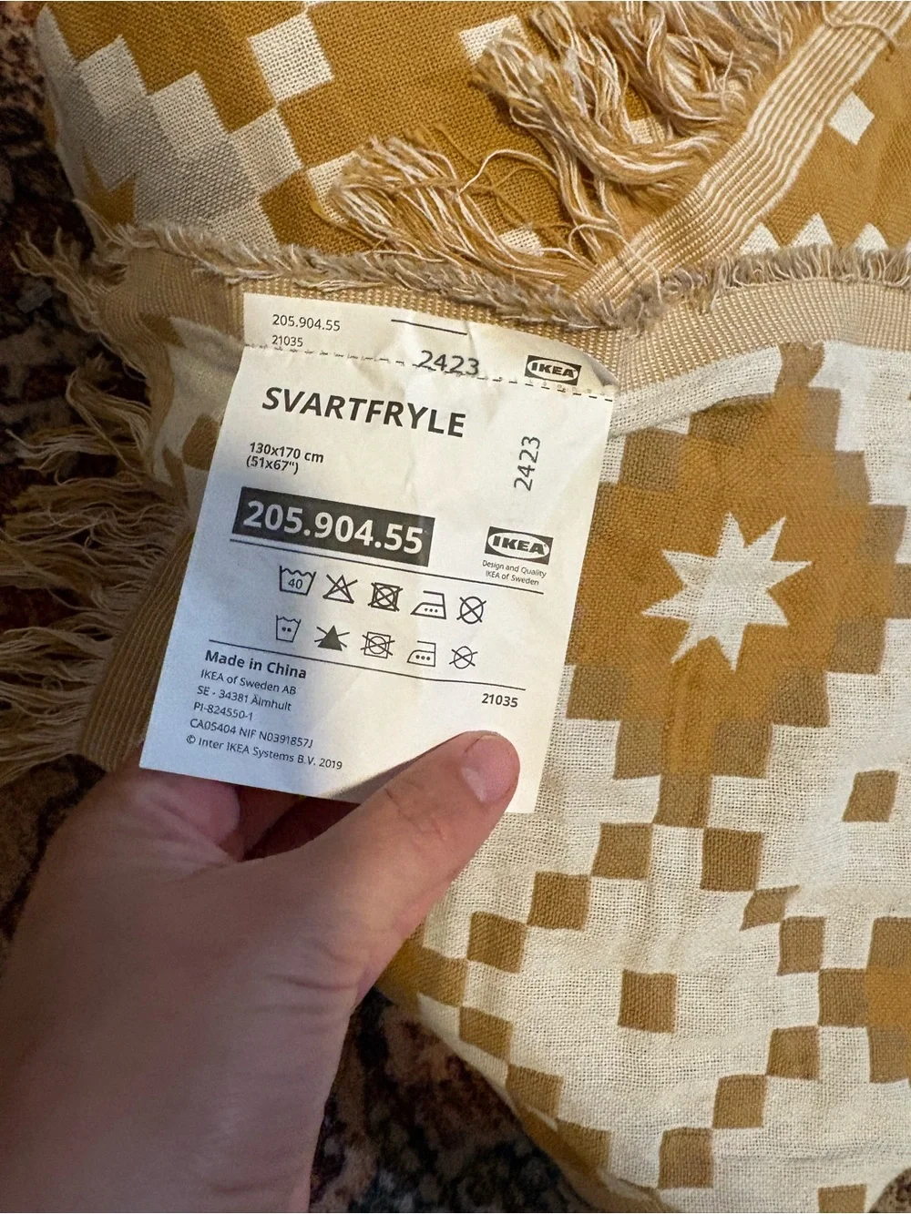 IKEA SVARTFRYLE Geometric Fringe Throw Blanket in Mustard & Cream
